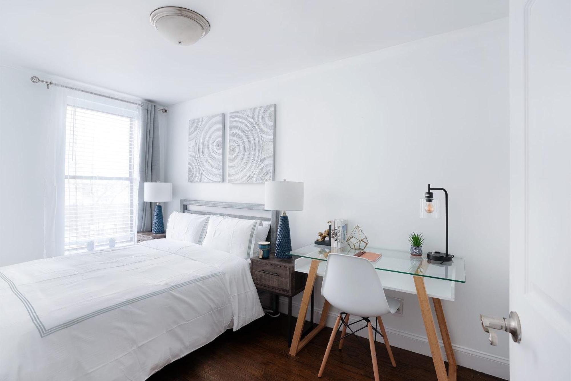 Apartamento 1435-3-3 Bedrooms 2bath W D Prime Upper East *